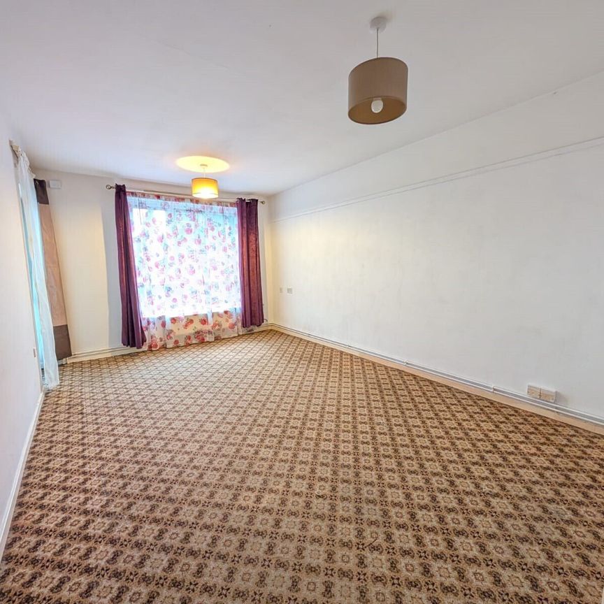 Hillmead, ., Norwich - Photo 1