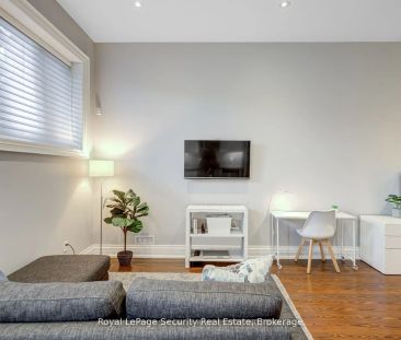 184 Bartlett Avenue #B - Photo 1