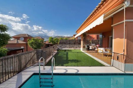 Alquiler de chalet pareado en Avenida Santa Clara Golf - Photo 2