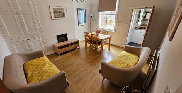 Chapel Lane, Headingley, Leeds, LS6 3BW - Photo 1