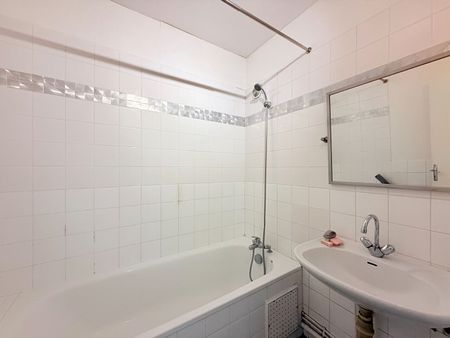 Location Appartement 1 pièce 31m² - Photo 5