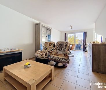 Lichtrijk appartement met terras en parking - Foto 1