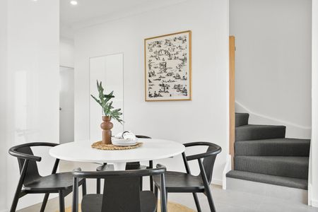 Home For Rent - Photo 4