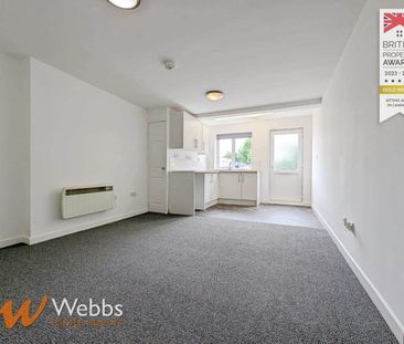 Walsall Road, Great Wyrley - Photo 4