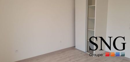 T2 AVEC LOGGIA + PARKING - Photo 3