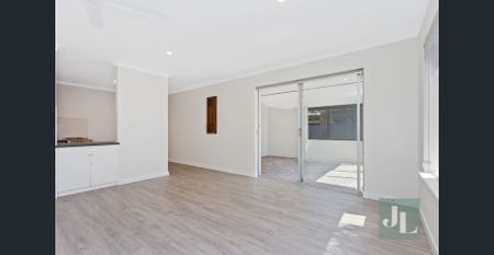 Private Rear Villa - Photo 5