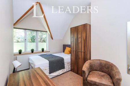 1 bedroom in a house share to rent - Photo 3