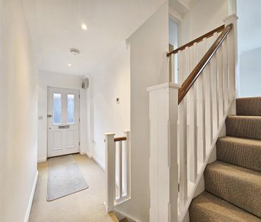 2 bedroom maisonette to rent - Photo 1