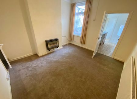 2 bedroom house - terraced to rent - Photo 2