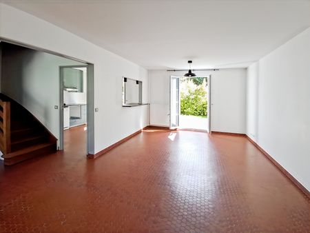 Location maison 5 pièces, 100.00m², Rueil-Malmaison - Photo 2