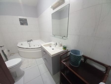 Location Appartement 2 pièces Meublé 40m² STE ANNE 97180 - Photo 5