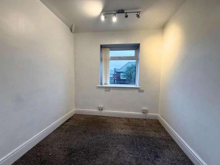 Brighton Avenue, Bolton, BL1 - Photo 2