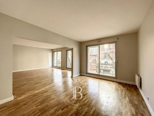 Tout savoir sur cet appartement dans le quartier Ile de la Jatte-Parc d'Orléans, à Neuilly-sur-Seine - Photo 1