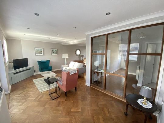 4 bedroom detached house to rent - Photo 1