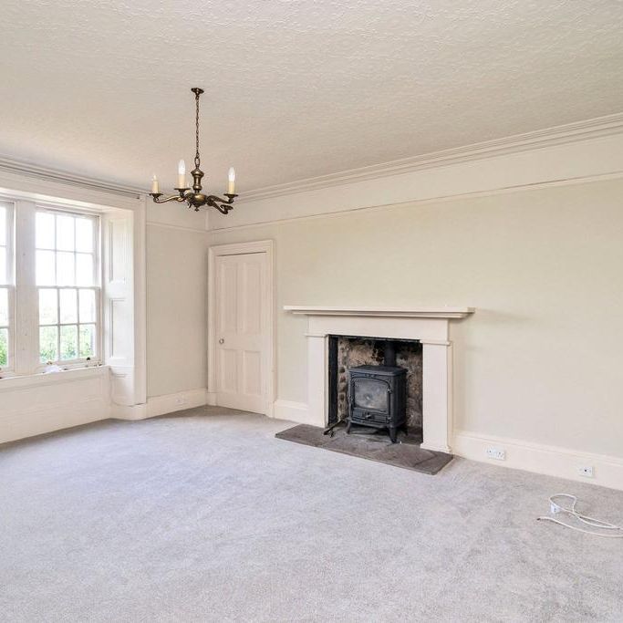 5 bedroom house to rent - Photo 1