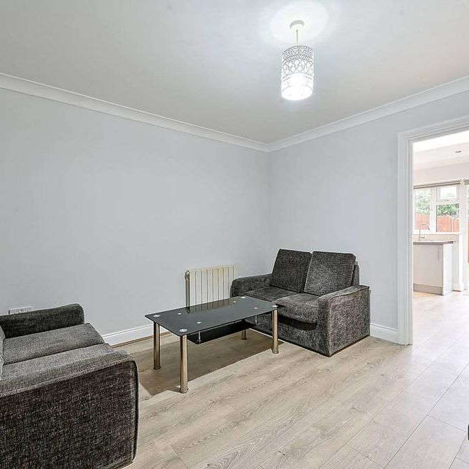 1 bedroom flat to rent - Photo 1