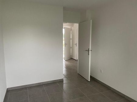 Location Appartement 3 pièces 63m² TOULOUSE 31100 - Photo 4