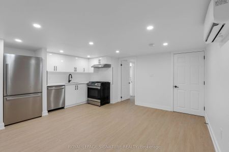 179 Beatrice Street #Lower - Photo 4