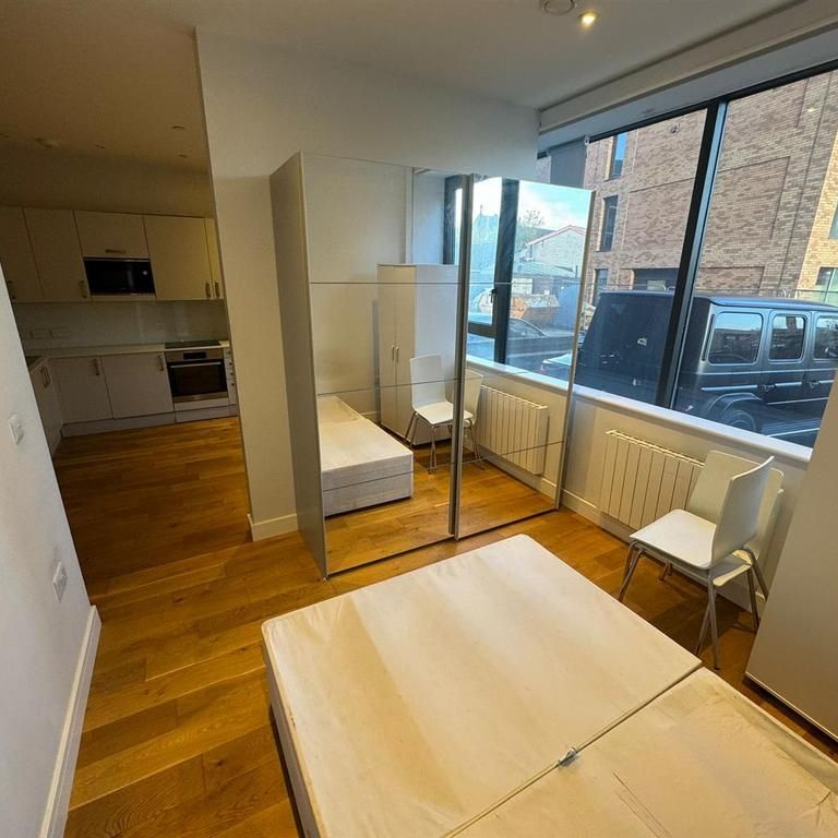 1 bedroom flat to rent - Photo 1