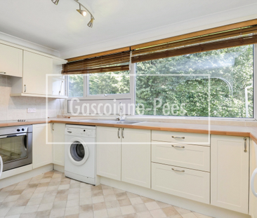 Boxgrove Avenue, Guildford GU1 - Photo 5