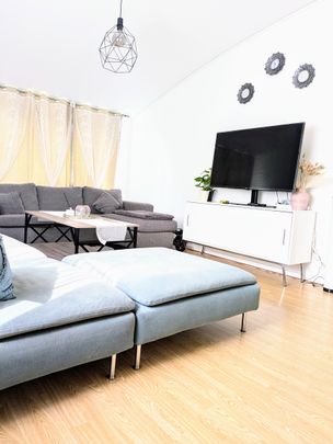 Aprilgatan, Göteborg - Photo 1