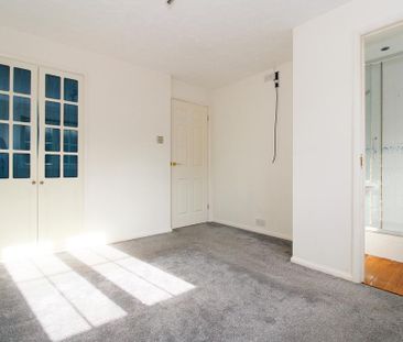 2 bedroom end of terrace house to rent - Photo 4