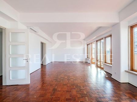 Apartamento T4+1 - Photo 3