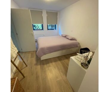 Appartement te huur - foto 6