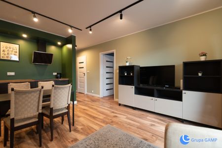 2-pok. 46m2, ul. Wielicka, balkon, parking - Photo 2