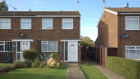2 bedroom terraced house to rent - Photo 2