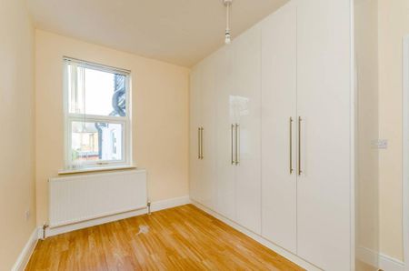 5 bedroom terraced house to rent - Photo 5