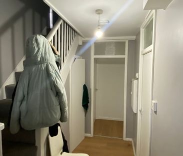 Room in a Shared Flat, Barringer Square, SW17 - Photo 5