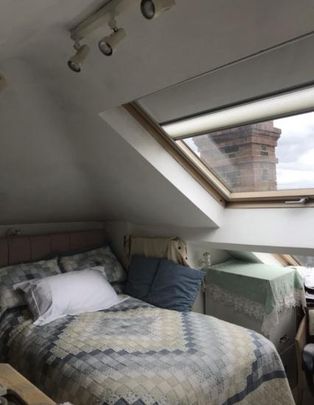Sunny loft room - Photo 1