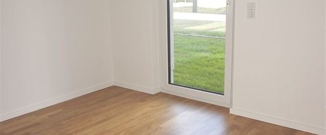 Toplage an der Mosel: Stilvolle 3-Zimmer-Wohnung mit EBK und großzügiger Terrasse - Photo 1