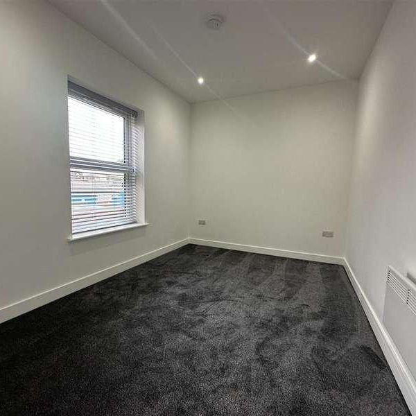 Shirley Road, Southampton, SO15 - Photo 1