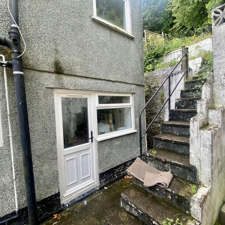 2 bedroom house to rent - Photo 1