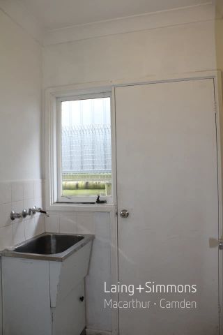 “Large - 1 Bedroom Home” - Photo 4