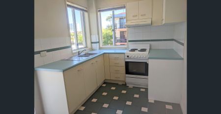 1 BEDROOM UNIT - CHEVRON ISLAND!! - Photo 2