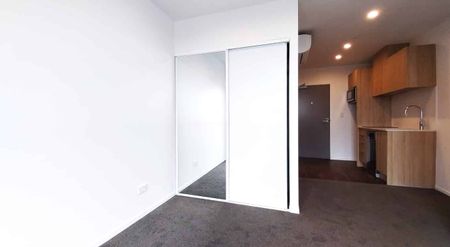 The Residences at LQ Ellerslie Studio Apartment. - Photo 2