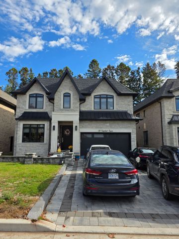For Lease - 41 Sugarbush Square, Toronto, Ontario - Photo 4