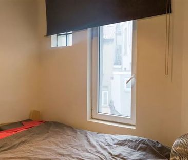 Place Flagey! Bel Appartement meublé une chambre - Foto 2