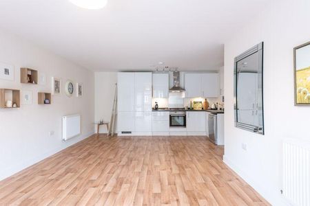 2 bedroom apartment to rent - Photo 3