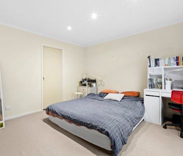 10 Gateway Close, Chadstone VIC 3148 - Townhouse For Rent | Domain - Photo 3