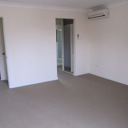 Three Bedroom Well Maintained Townhouse - Photo 4
