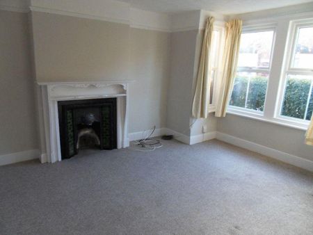 4 bedroom terraced house to rent - Photo 3