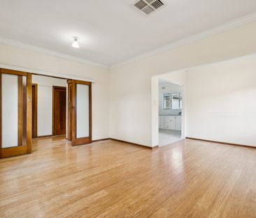24 Lucknow St , MITCHAM - Photo 1