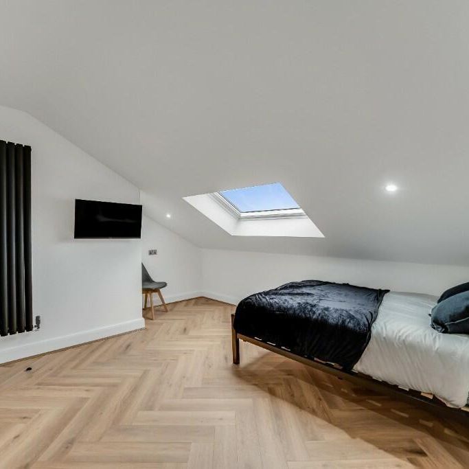 6 bedroom house to rent - Photo 1