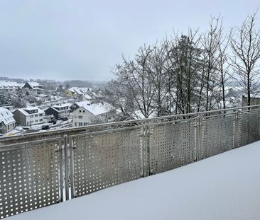 Halver: Gepflegte 4-Zimmer-Wohnung mit Sonnenbalkon (WBS erforderlich) - Photo 1