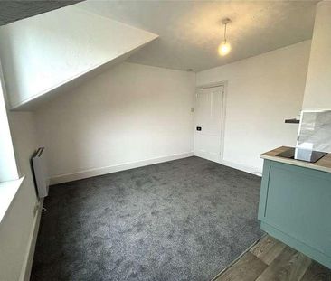 Silver Street, Tiverton, Devon, EX16 - Photo 3