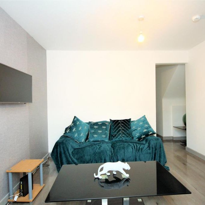 2 bedroom house share to rent - Photo 1